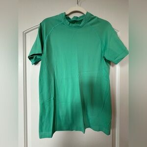 Green Fabletics Training Day Athletic Top